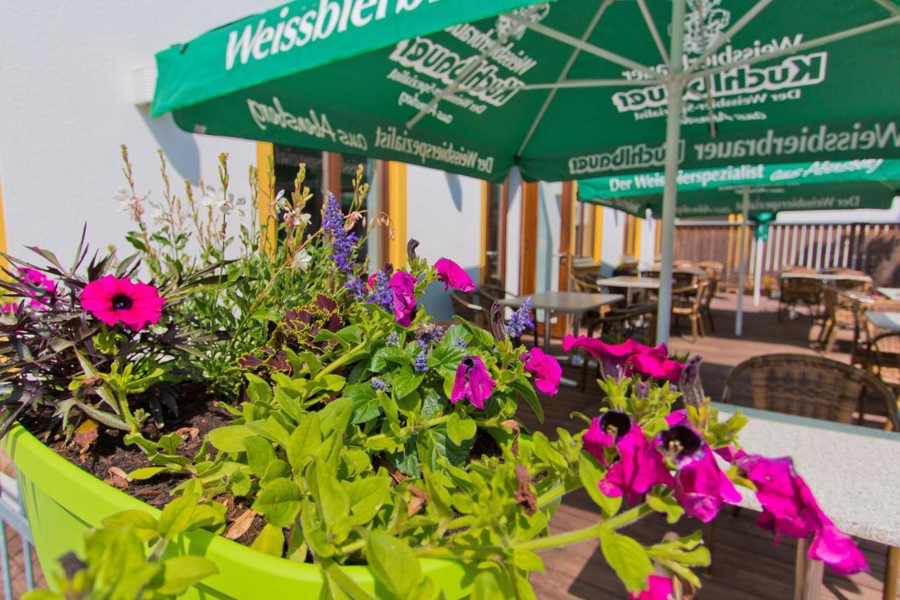 Gasthof Postbraeu Siegenburg Exteriér fotografie
